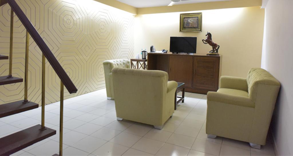 Hotel O Hotel Landmark Inn Delhi Kültér fotó