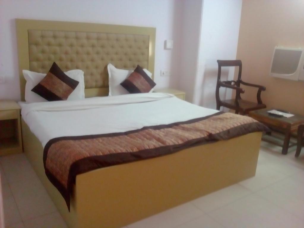 Hotel O Hotel Landmark Inn Delhi Kültér fotó