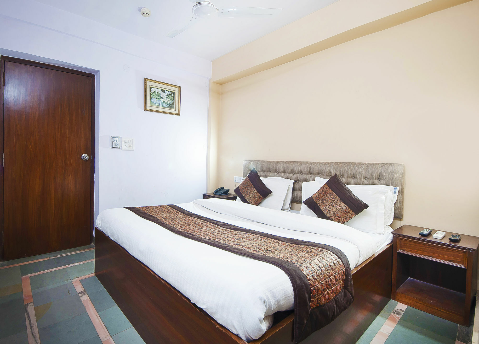 Hotel O Hotel Landmark Inn Delhi Kültér fotó